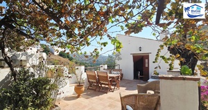 4 bedroom Adosado se vende en Almachar 