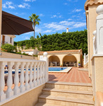 5 bedroom Villa se vende en La Zenia 