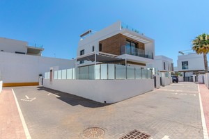 3 soverom Villa til salgs i Orihuela Costa