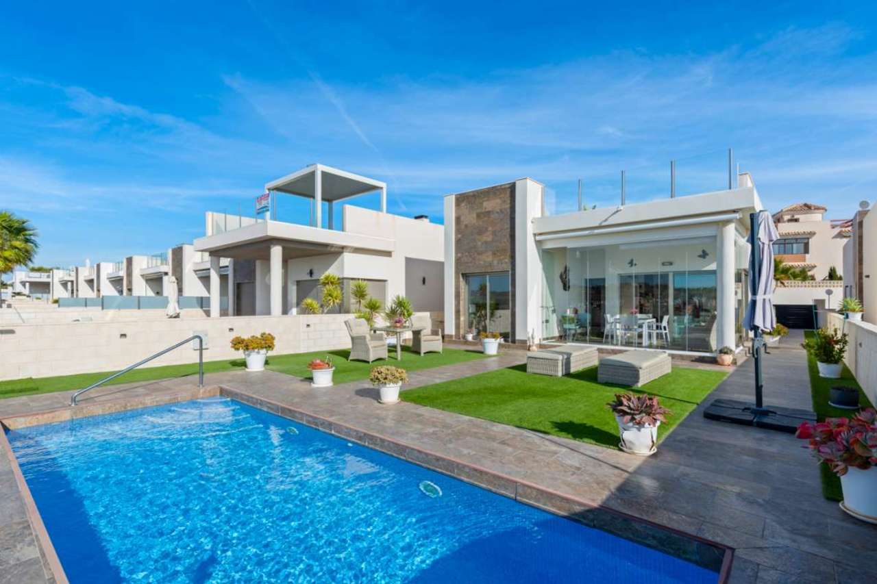 3 schlafzimmer Villa 
zum verkauf in Villamartin