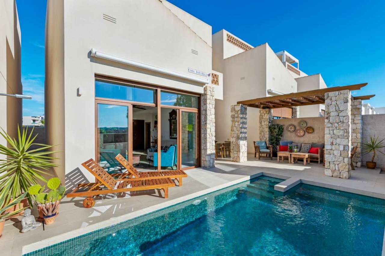 3 bedroom Villa se vende en Benijofar